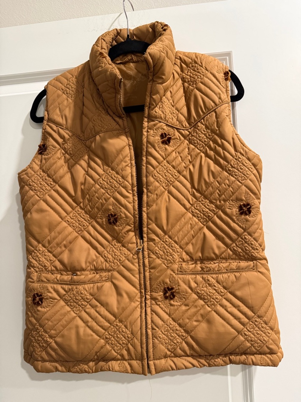 CowGirl Up Quilted Puffer Vest - sz m